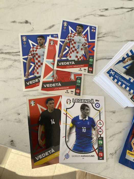 75 cartonase topps Match Attax Lidl