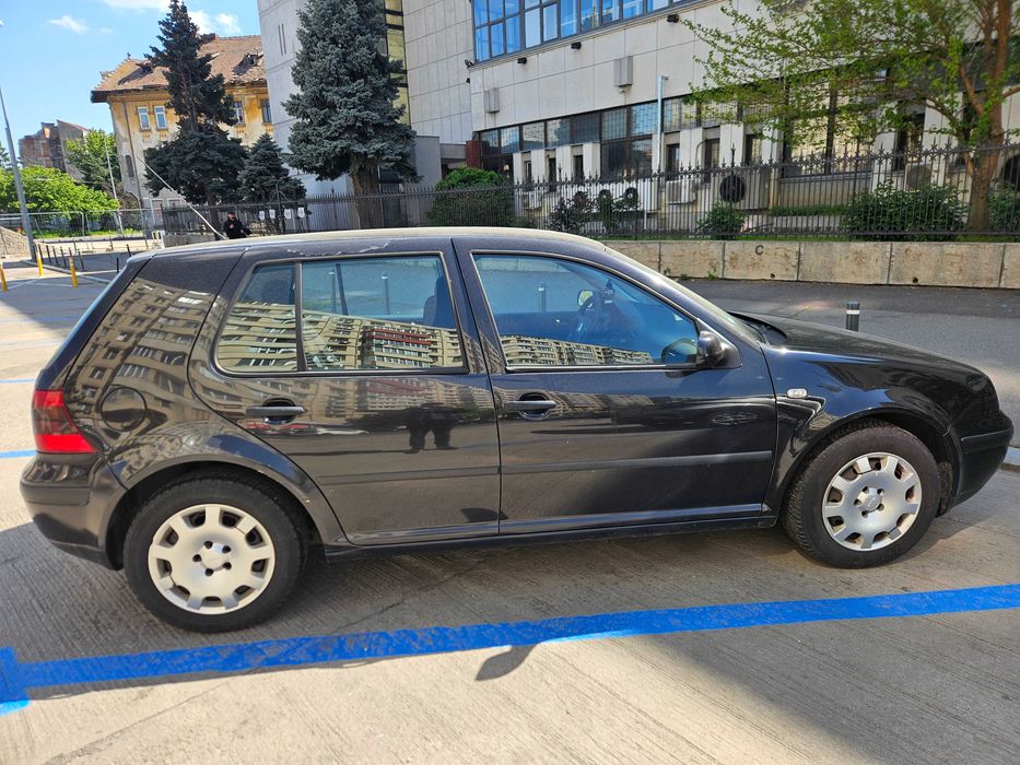 Autoturism Volkswagen Golf