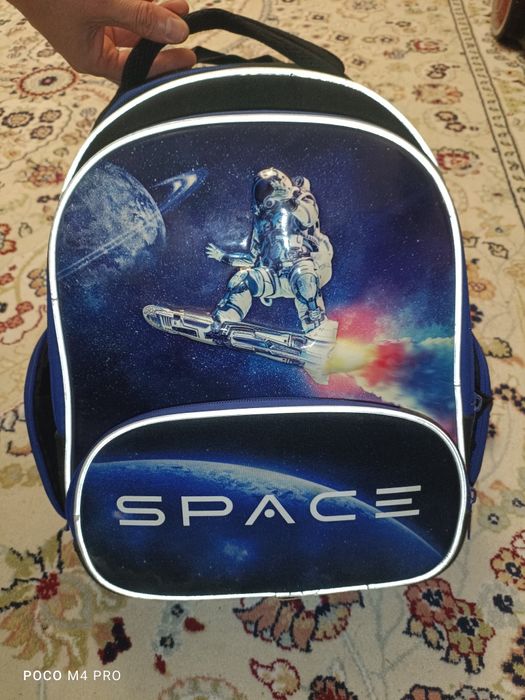 Школьный рюкзак для первоклассников