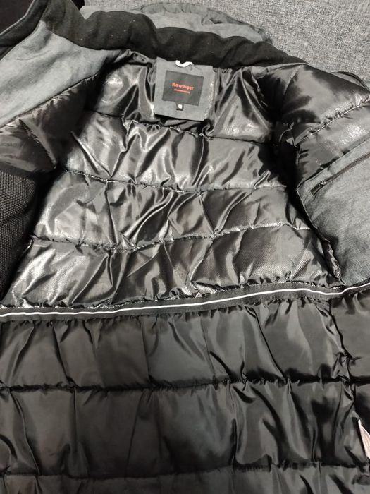 Срочно продам куртку