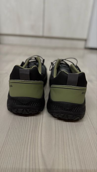 Кроссовки мужские 44рр