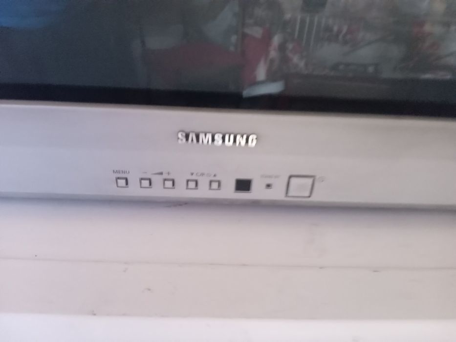 Автоматична пералня ,,INDESIT"...5кг.,