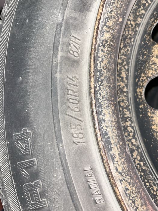 Продам шины с дисками б/у R14