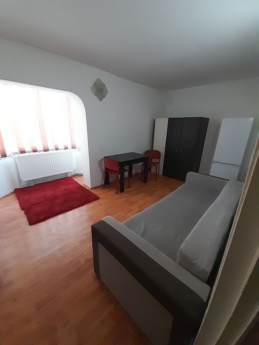 Închiriez garsonieră in Bartolomeu