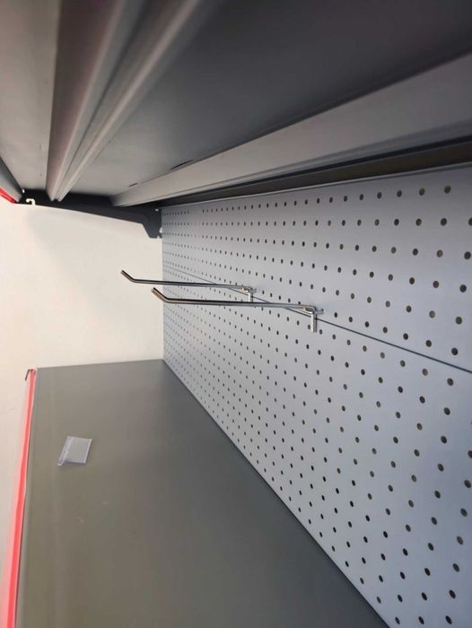 Куки за стелаж търговско оборудване