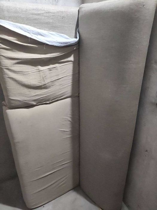 Угловой диван. Раскладывающийся.