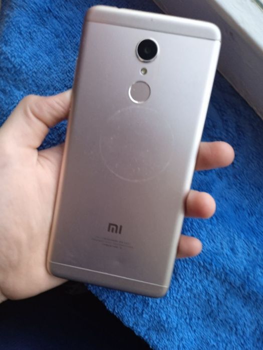 Srochno sotiladi Xiomi REDMI 5