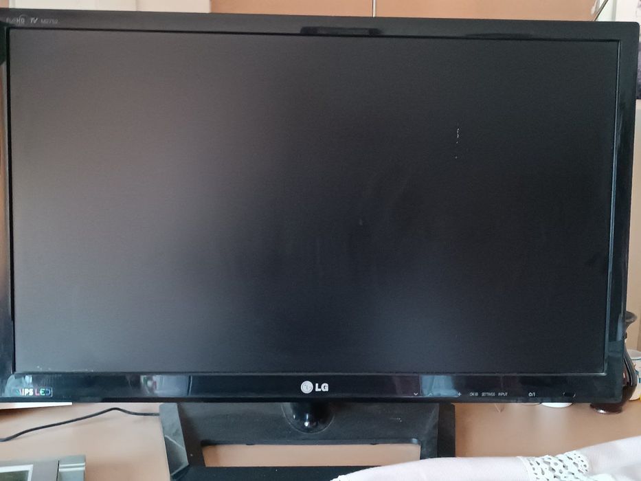 телевизор LG 27 инча HDTV 1080p