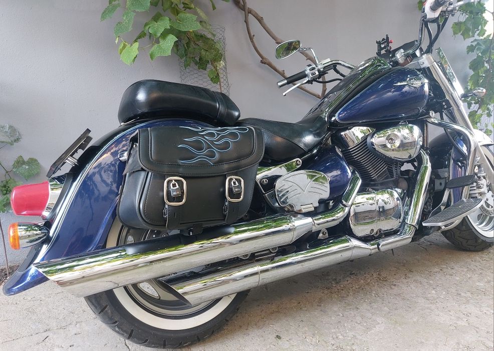 Suzuki Boulevard C90