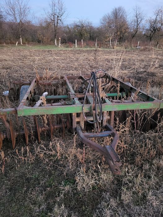 Vând disc romanesc.3m