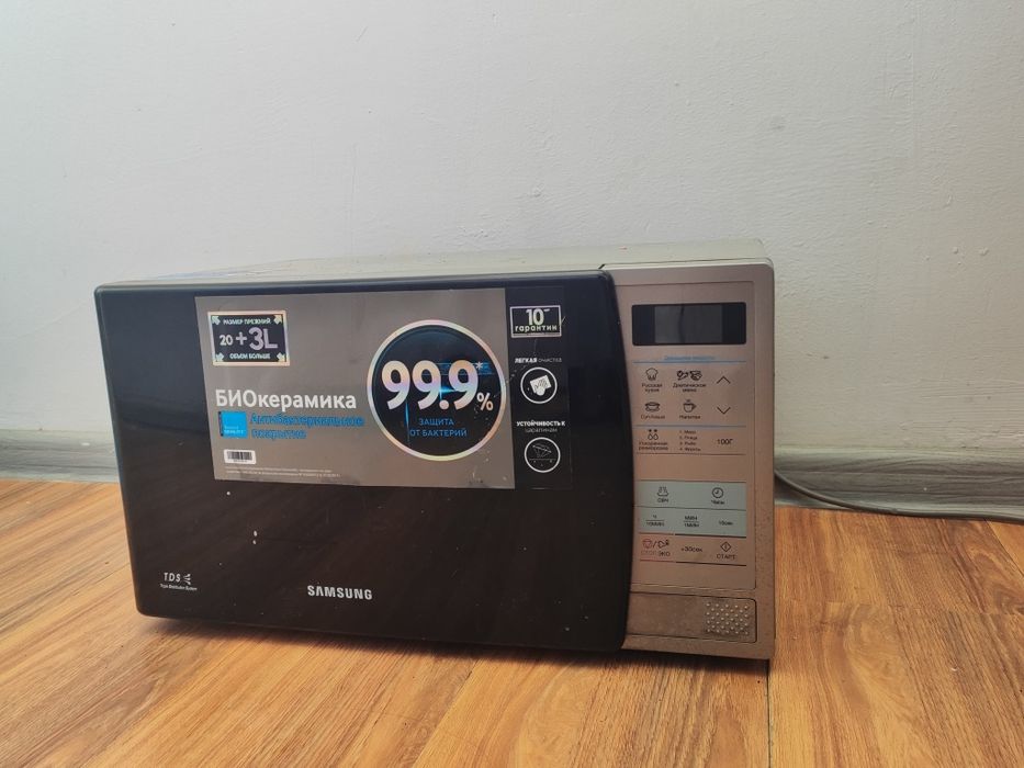 Микроволновка Samsung ME83KRS