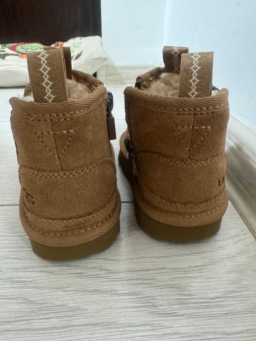 UGG kids - COPII - noi