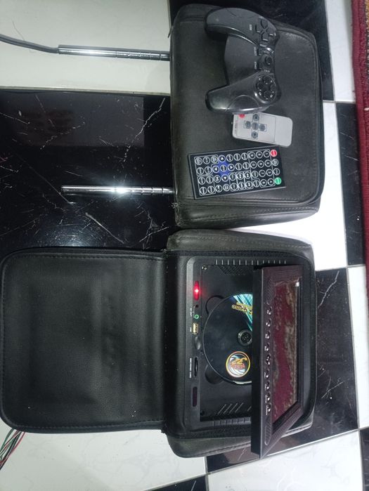 Podgolovnik monitor