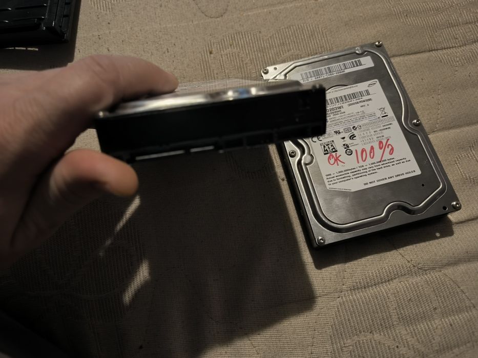Hardisk 2tb Samsung  viața 100%