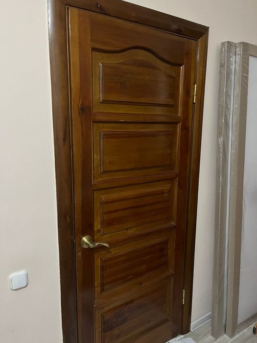 Двери деревянные