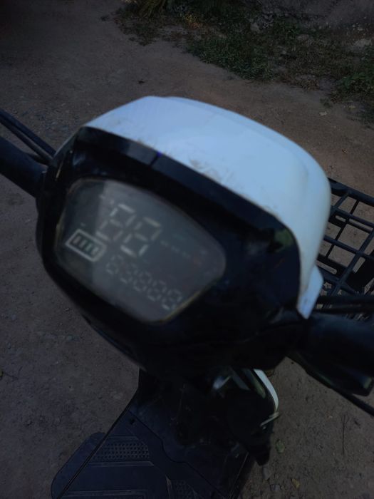 Скутер  ск8 на ходу