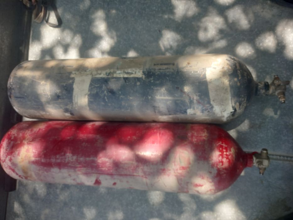 Газ балон сотилади 2 та 30 талиг