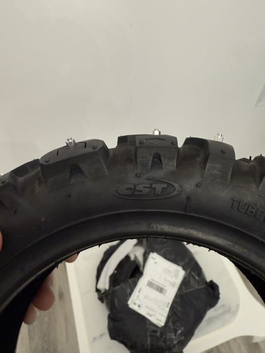 Cauciucuri CST offroad 11 inch tubeless