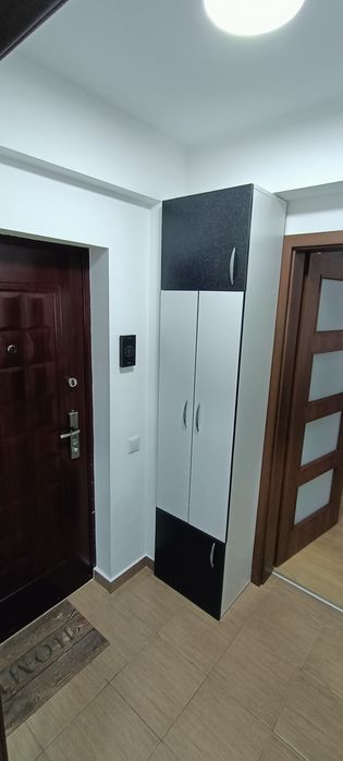 Garsoniera de închiriat metrou Dimitrie Leonida