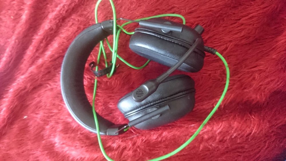 Слушалки RAZER, с кабел