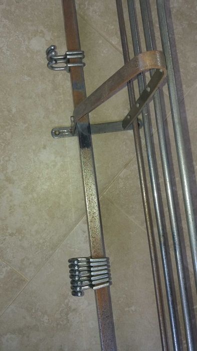 голяма ъглова закачалка от едно време