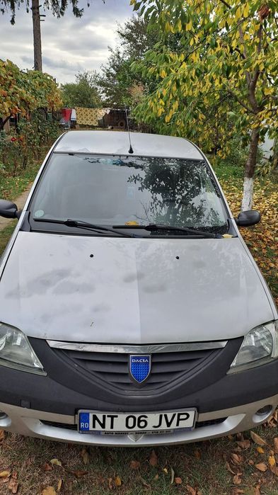 Vând autoturism Dacia Logan fabricație în 2007