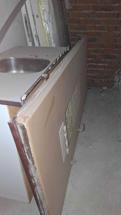 Метална врата без каса