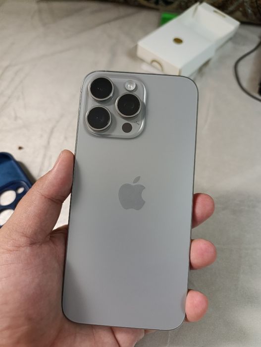 Iphone 15 pro max (IDEAL)