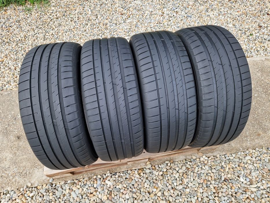 4anvelope vara 235 45 18 Michelin 2021