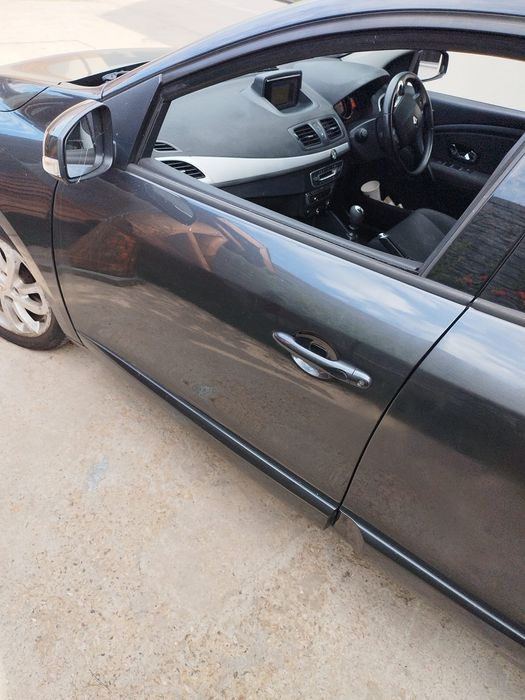Usa Usi Portira Față Spate Stânga Dreapta Renault Megane 3 Hatchback