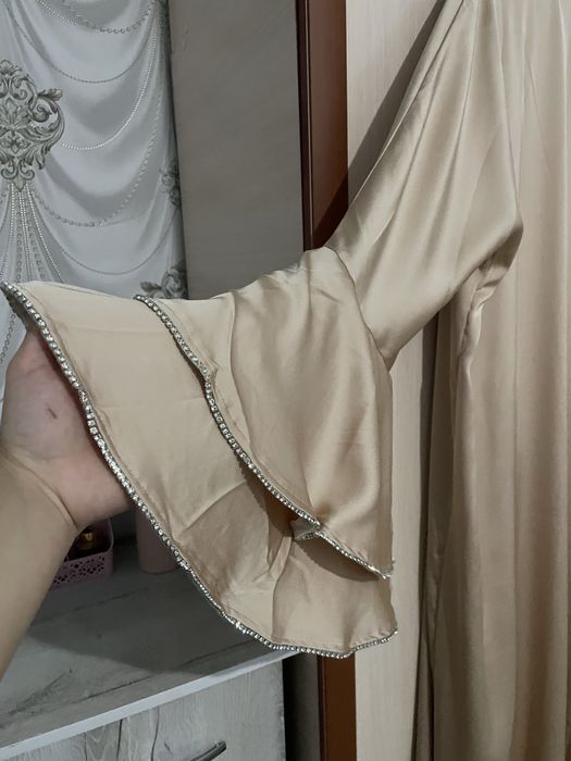 Атласное платье / абая