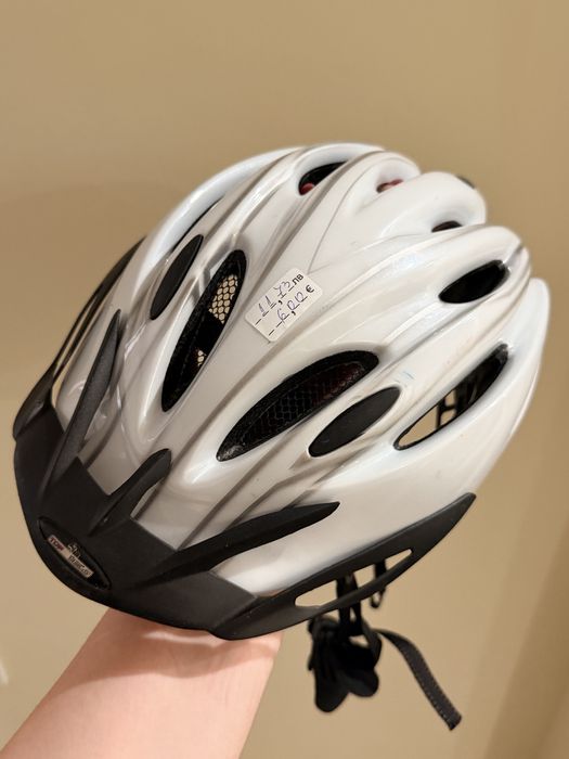 Велосипедни каски