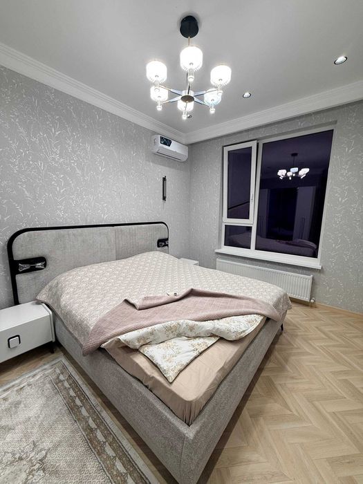 Сдается в аренду новая современная квартира бизнес-класса.