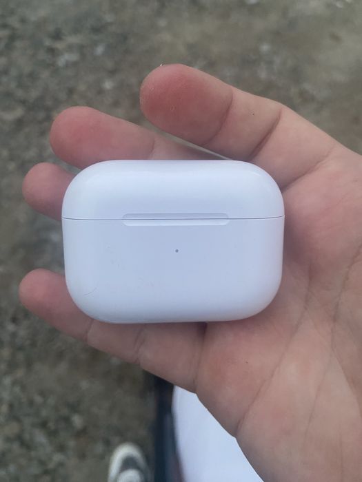 Air pods pro 2  le vand urgent