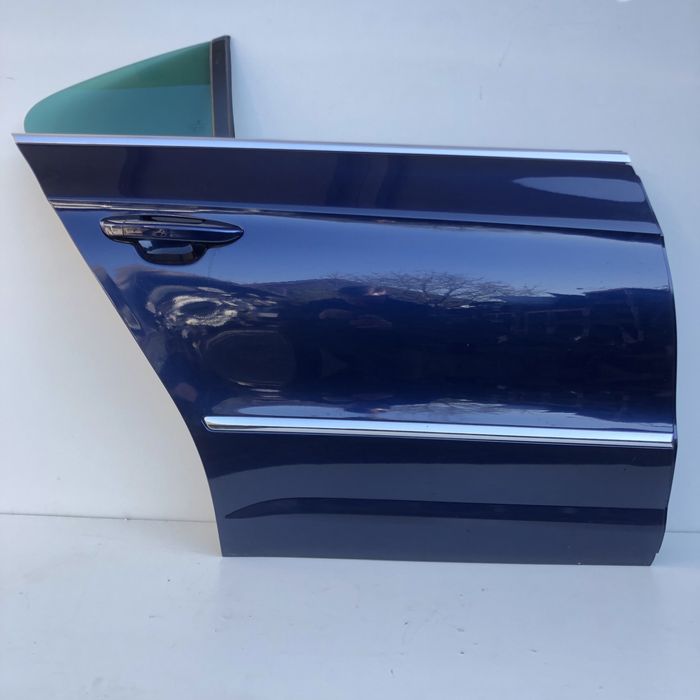 Usa dr spate vw Passat CC  cod de culoare LD5Q