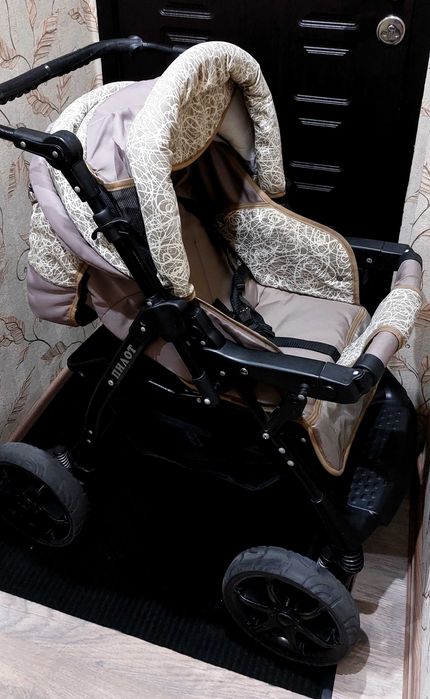 Коляска-трансформер