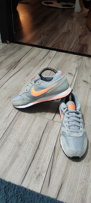 Nike mărimea  39
