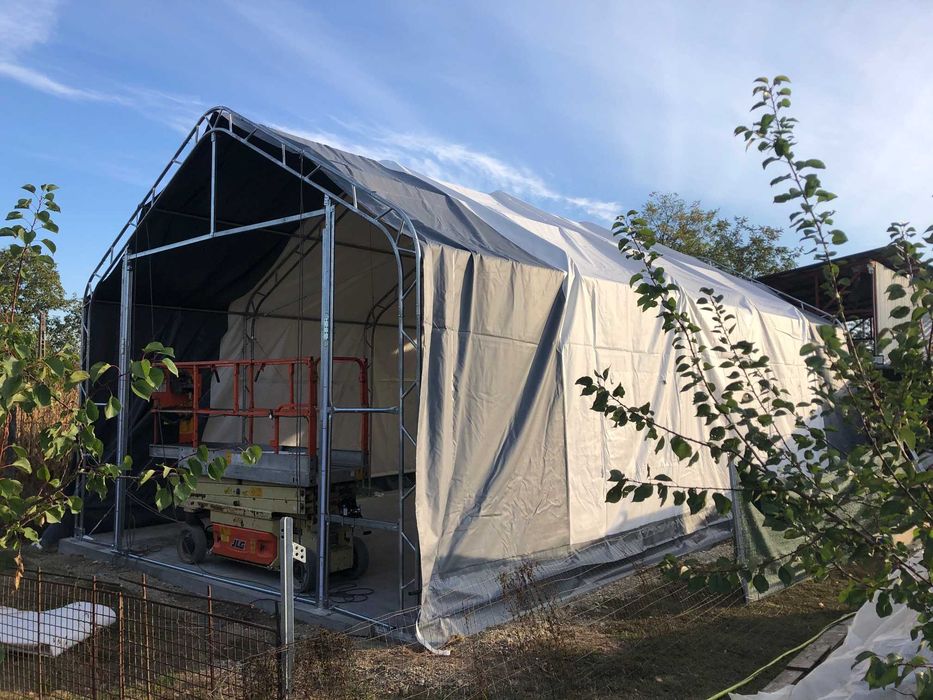 Cort - 6.1 x 12.2 x 4.88 m