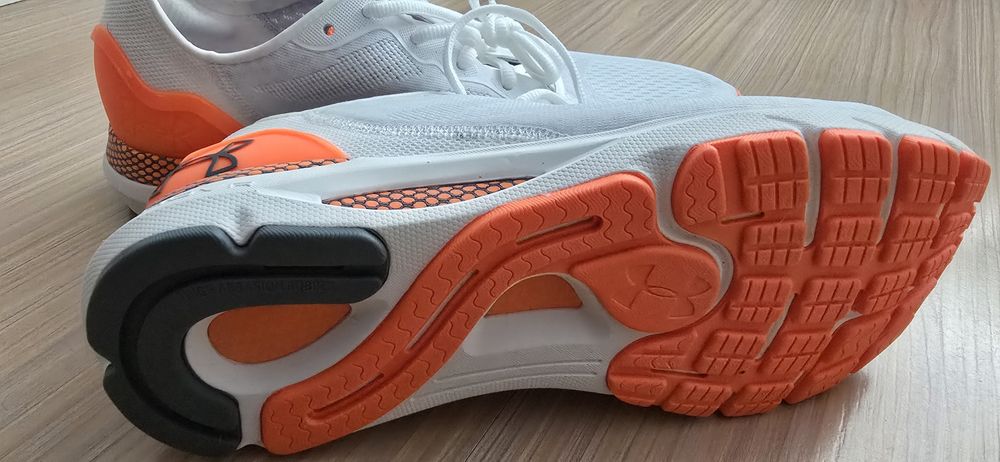 Обувки за бягане Under Armour UA HOVR Sonic 6