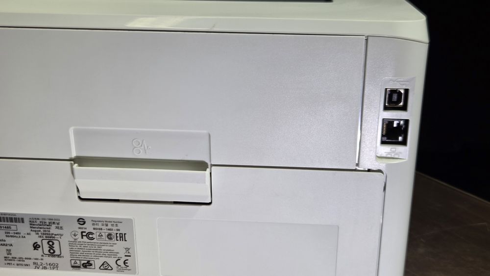 Продаю цветной лазерный принтер HP Color m252n