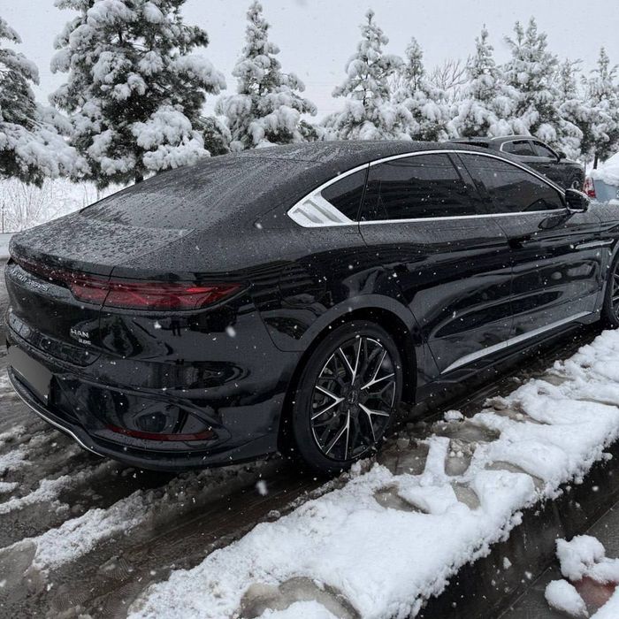 BYD Han AWD 610km 2023 йил
