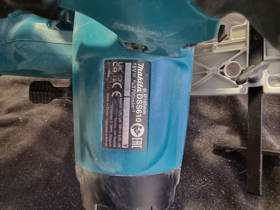 Circular Makita DSS610