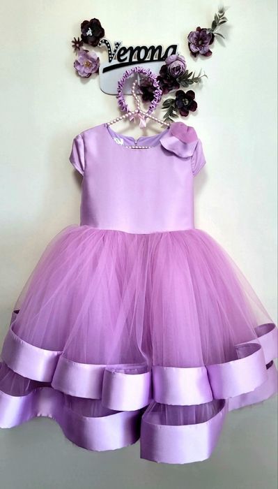 Продаётся красивое платье.