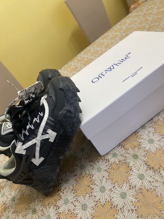 Off-white odsy 1000