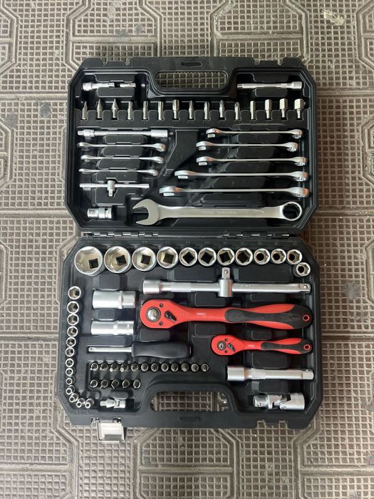 Набор Инструмент 82