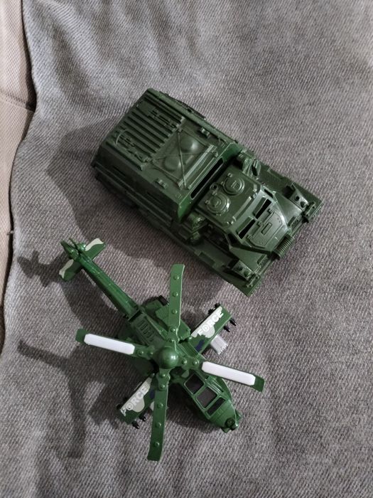 Игрушки для мальчика б у