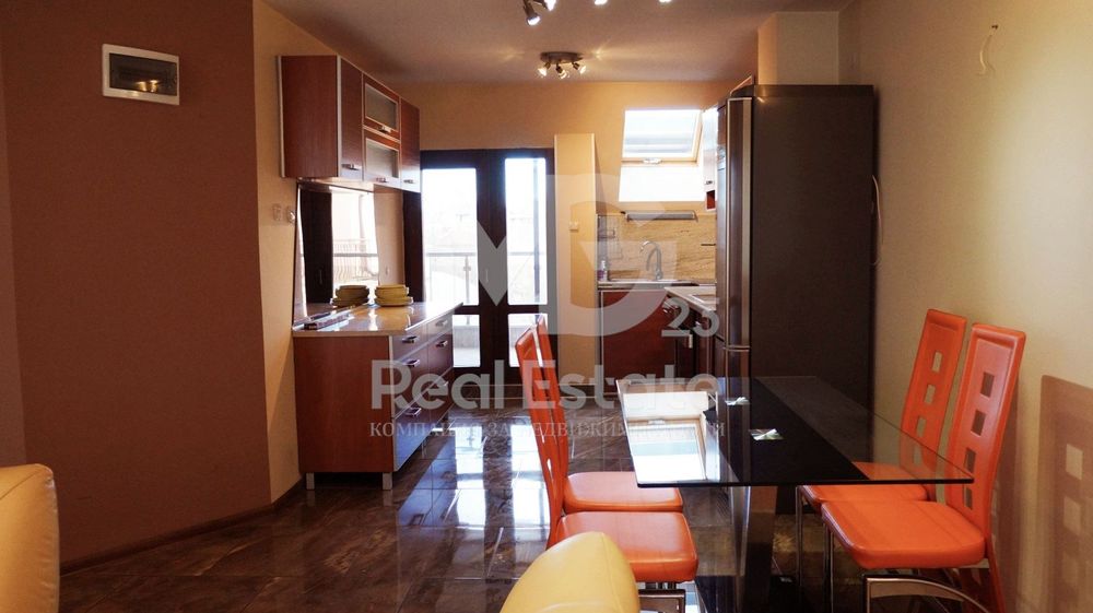 Продава се Тристаен апартамент в Пловдив, Мараша - 200 кв.м за 1185 €/кв.м - Снимка #10