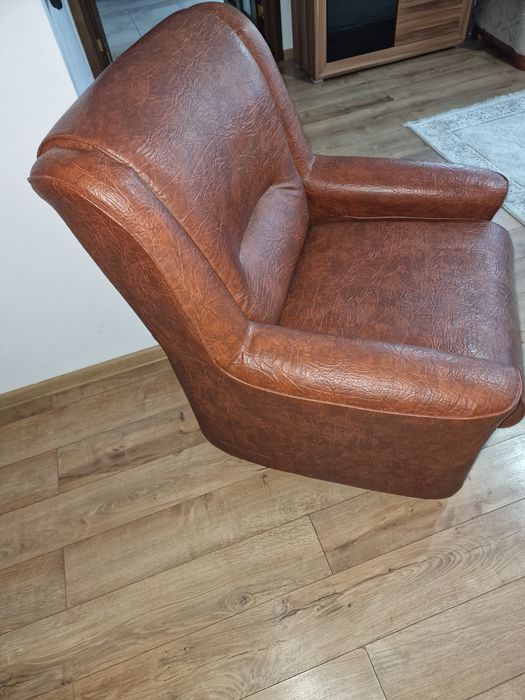 Fotoliu din piele ecologică
