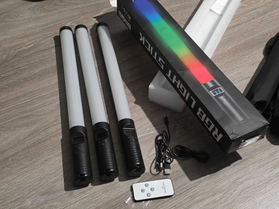 3бр. RGB LED пури в комплект