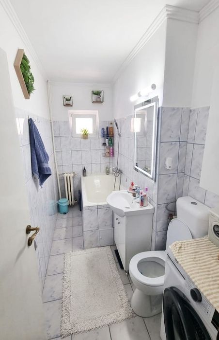 3 Camere I Rogerius | Etaj 2 | Renovat Complet & Izolat | Mobilat Parțial